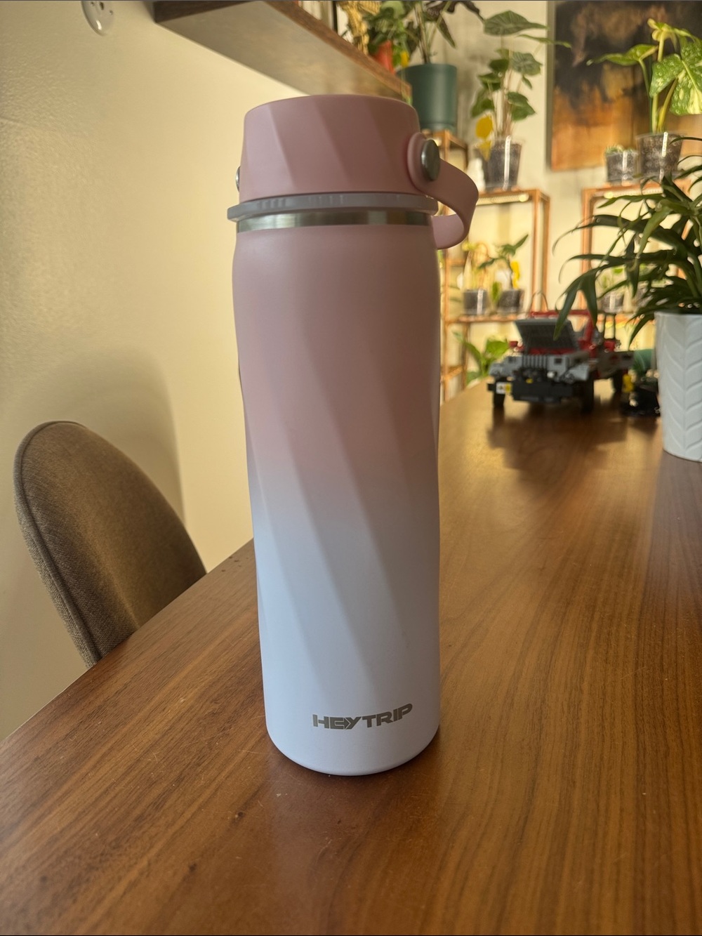 Breast milk Pink and White Insulated cooler like new